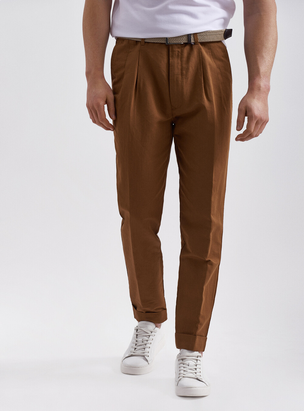 Pantaloni con pince in lino e cotone | Gutteridge | Pantaloni Uomo