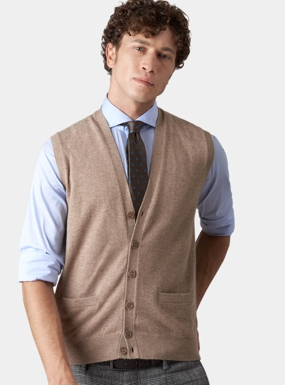 100% cashmere knitted vest with buttons | GutteridgeUS | Cashmere Selection  Uomo