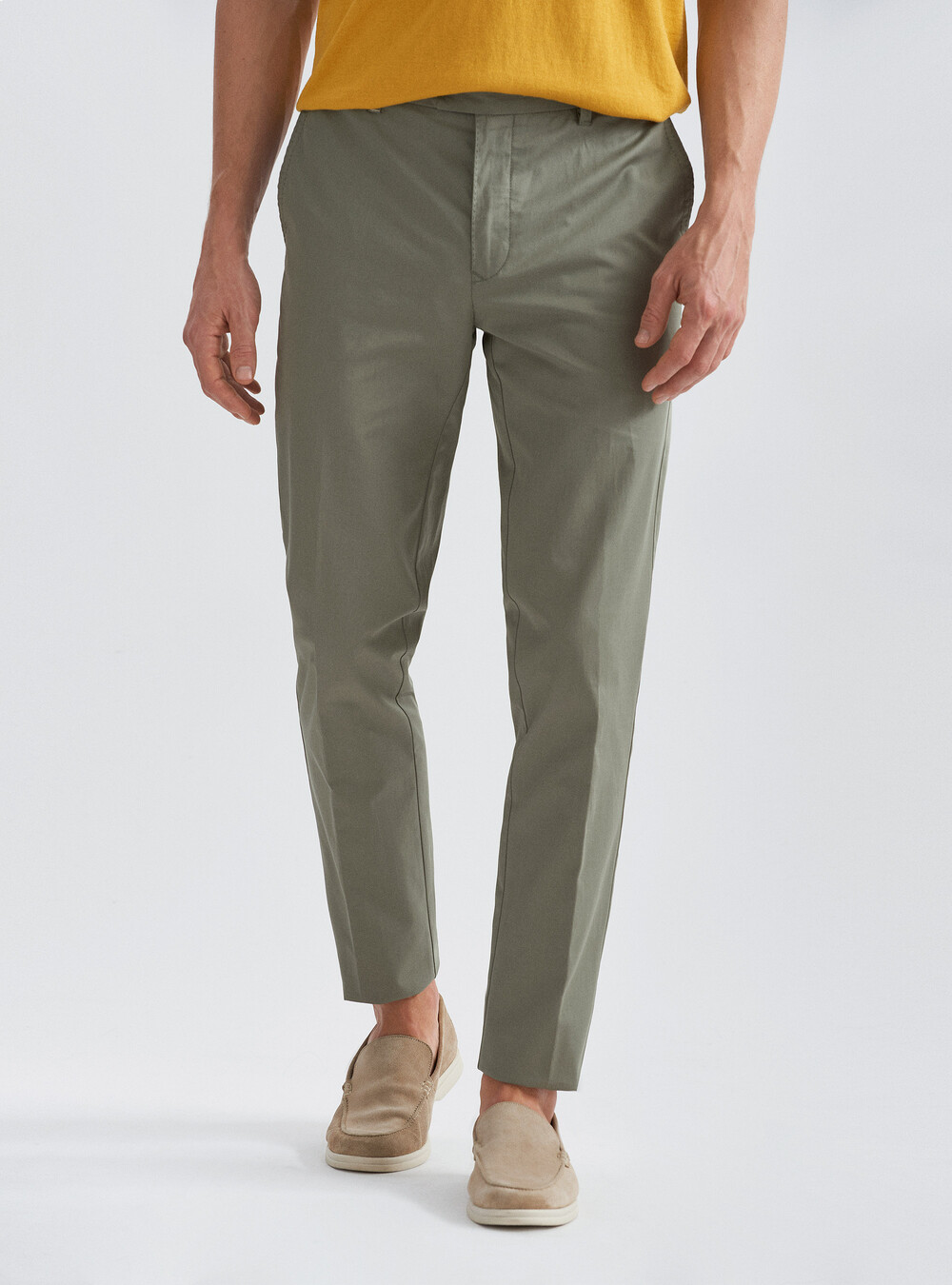 Pantaloni chino in twill di cotone leggero | GutteridgeEU |  catalog-gutteridge-storefront Uomo