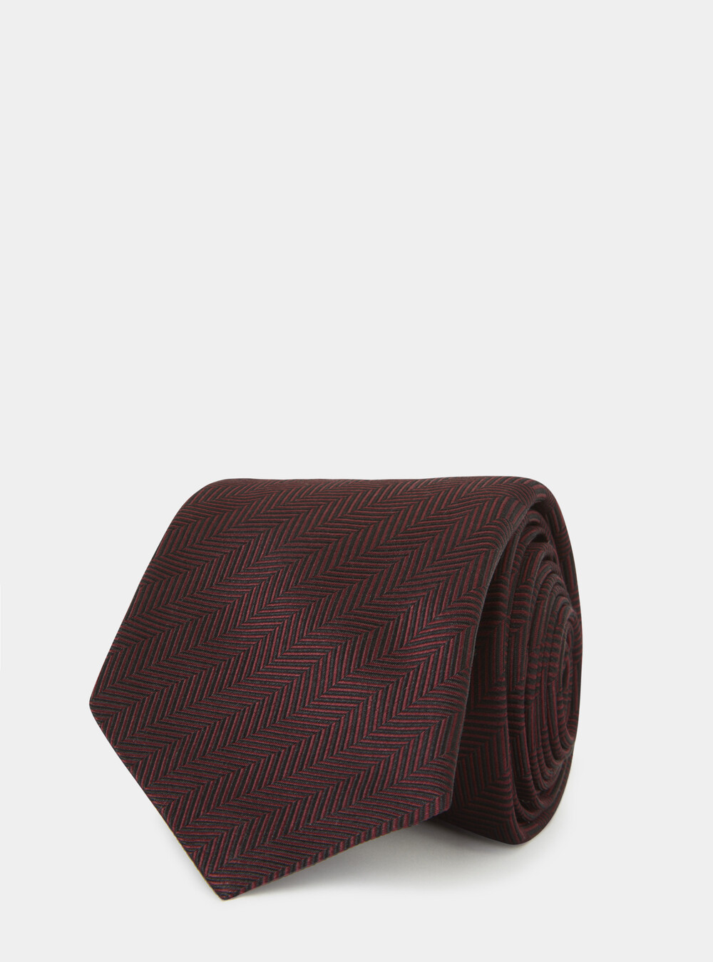 Cravatte Gutteridge | Accessorio Maschile per Eccellenza