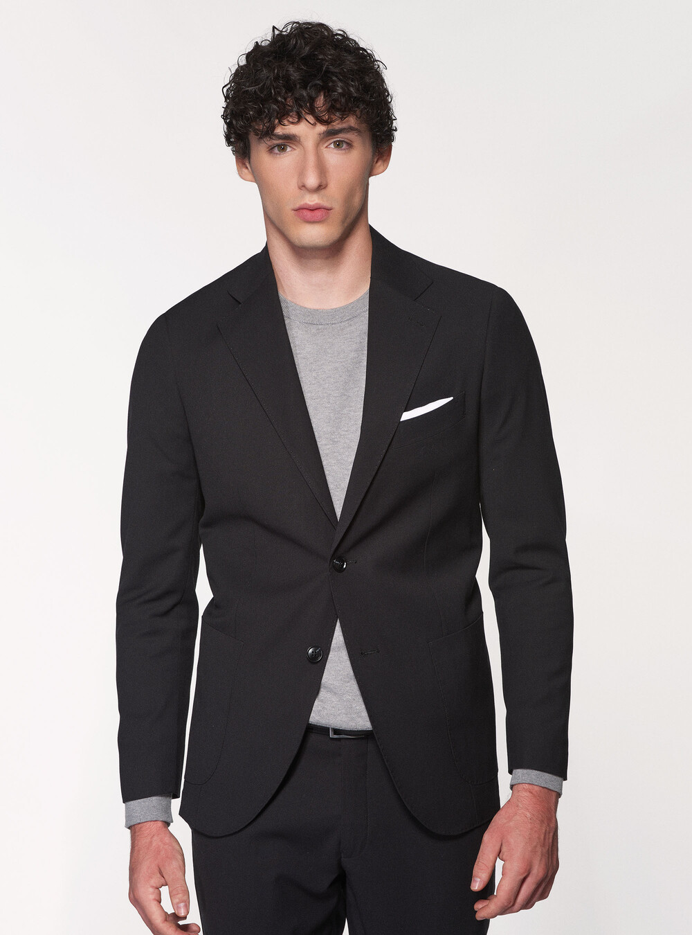 Veste de costume cintrée avec poches plaquées | GutteridgeEU | Homme