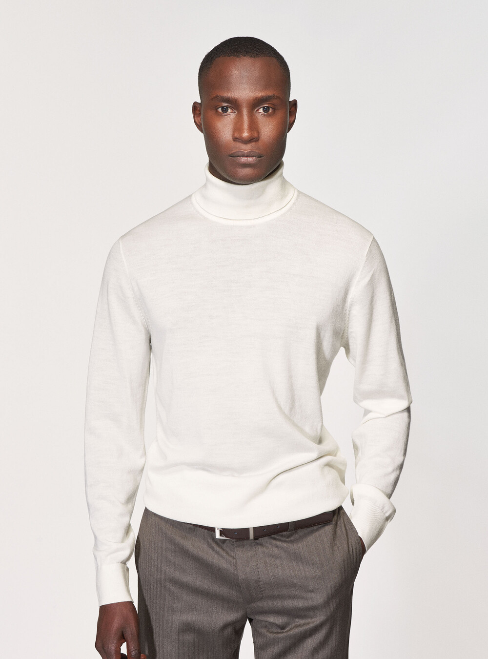 Turtleneck in pure extra-fine merino wool | GutteridgeEU | Sweaters Uomo