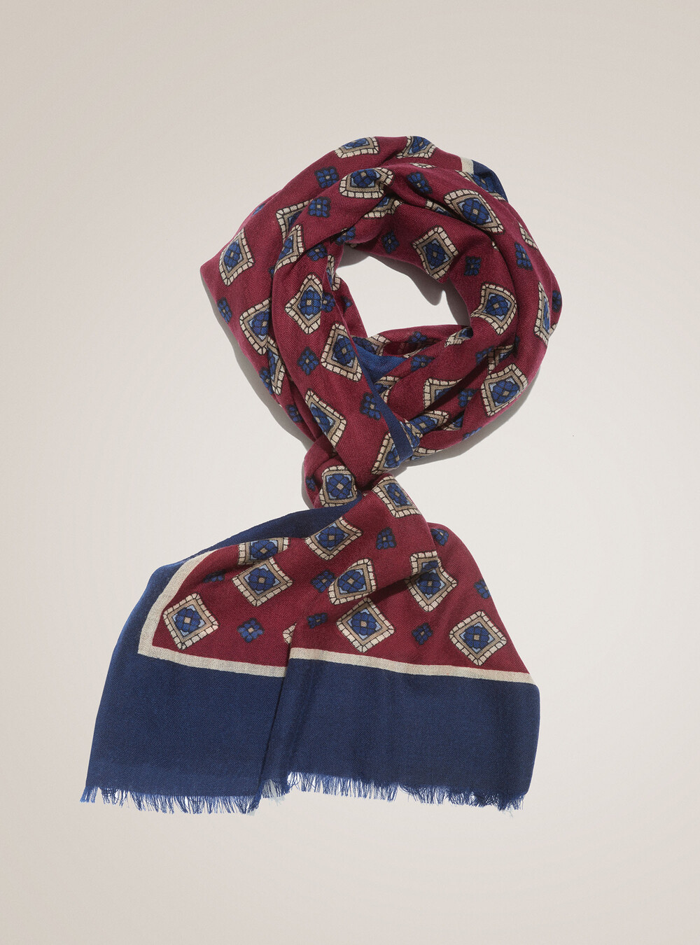 100% wool scarf with pattern | GutteridgeEU | Accessories Uomo