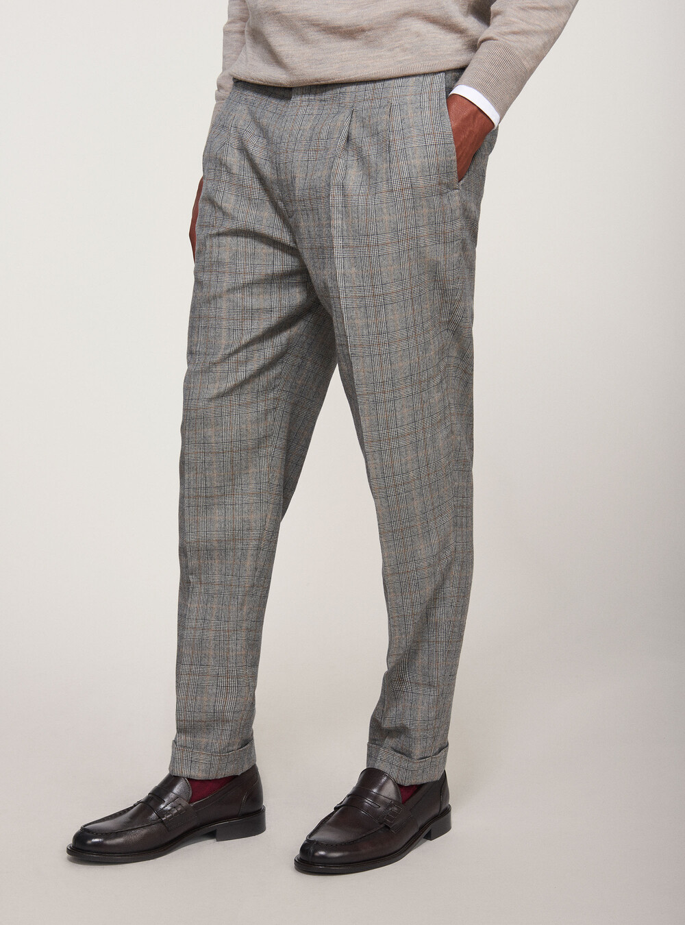 Prince of Wales suit trousers in superfine 120's wool | GutteridgeUS |  Trousers Uomo
