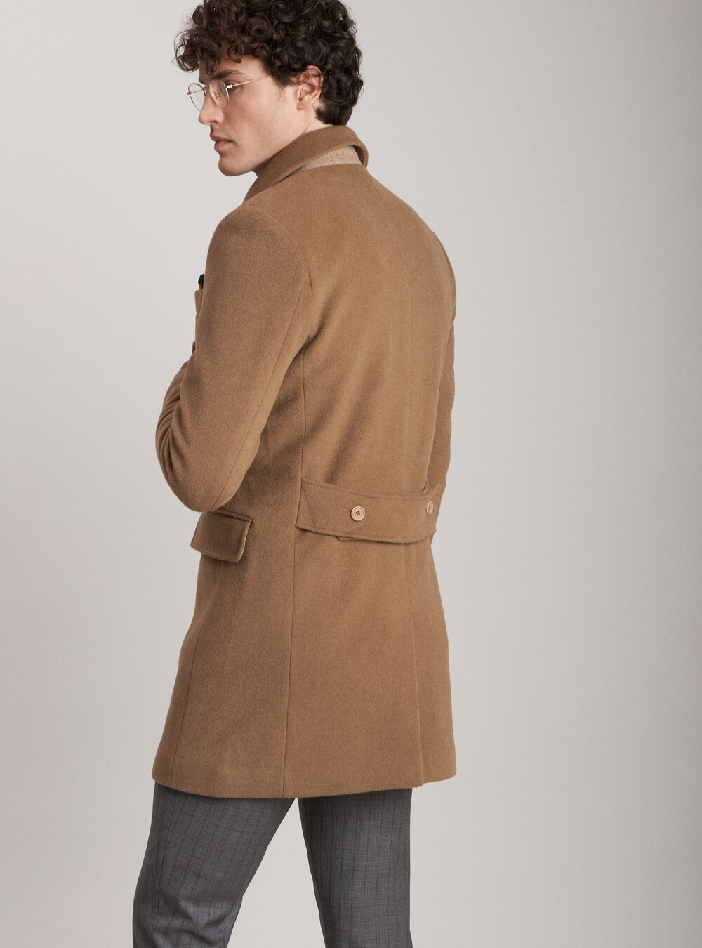 Double-breasted wool and cashmere coat