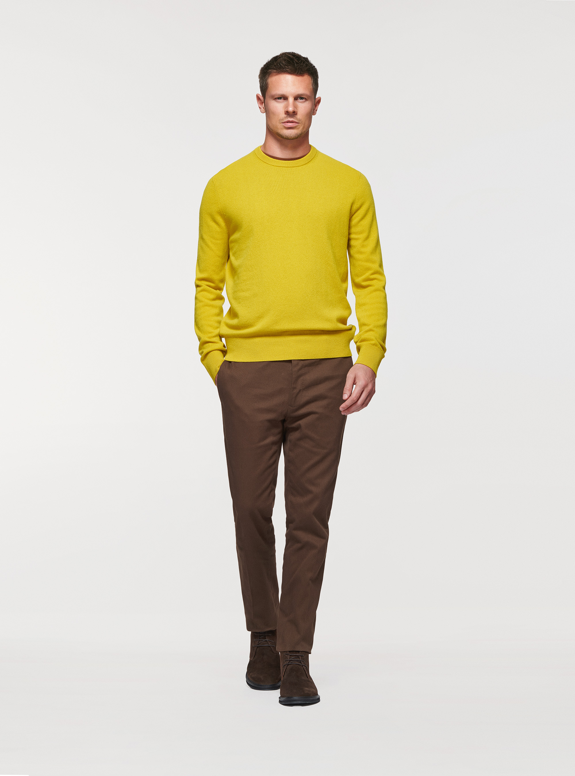 Mens yellow best sale sweater outfit