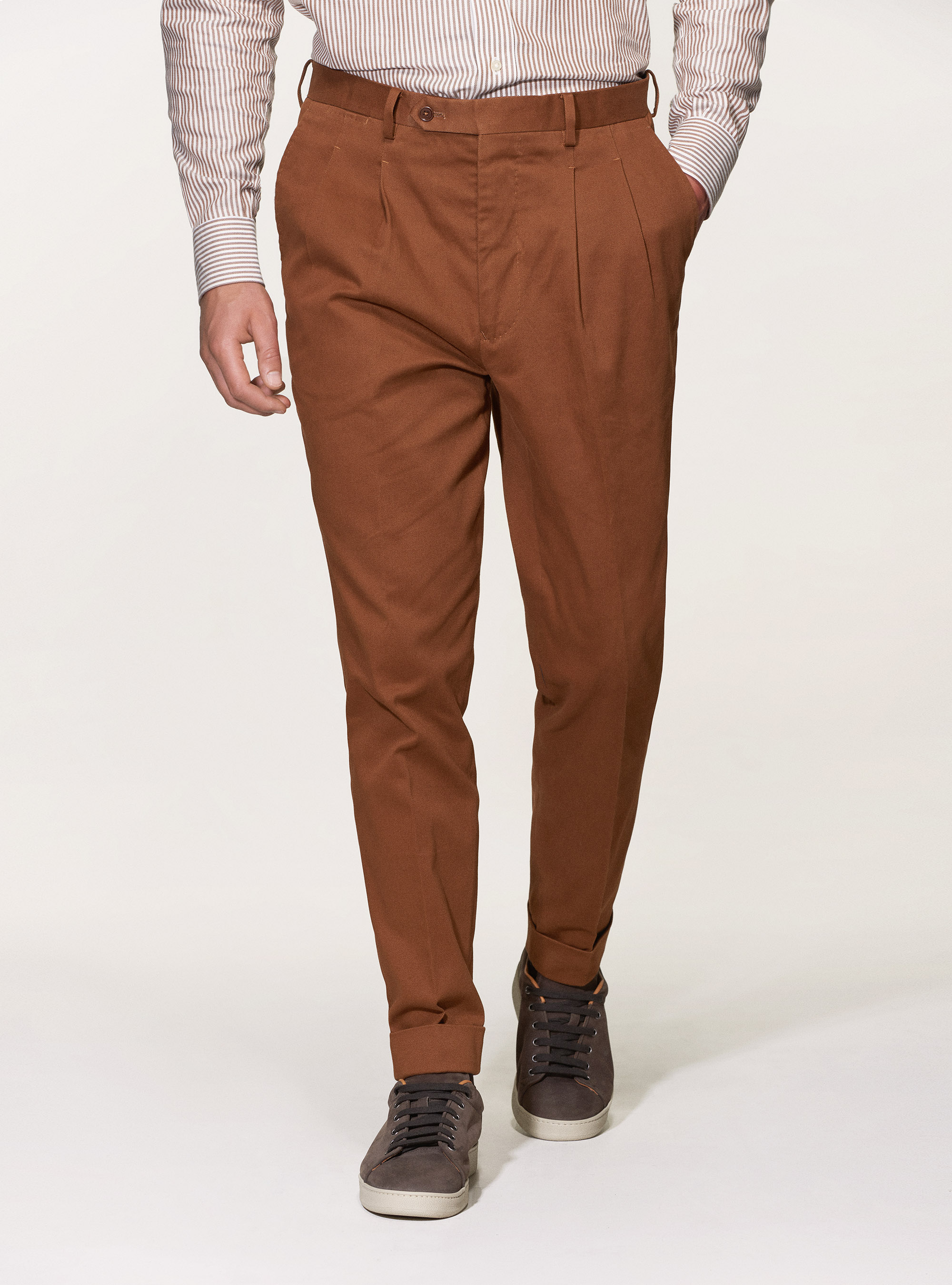 Pantalon à double fente en sergé de coton lustré | GutteridgeEU |  catalog-gutteridge-storefront Uomo
