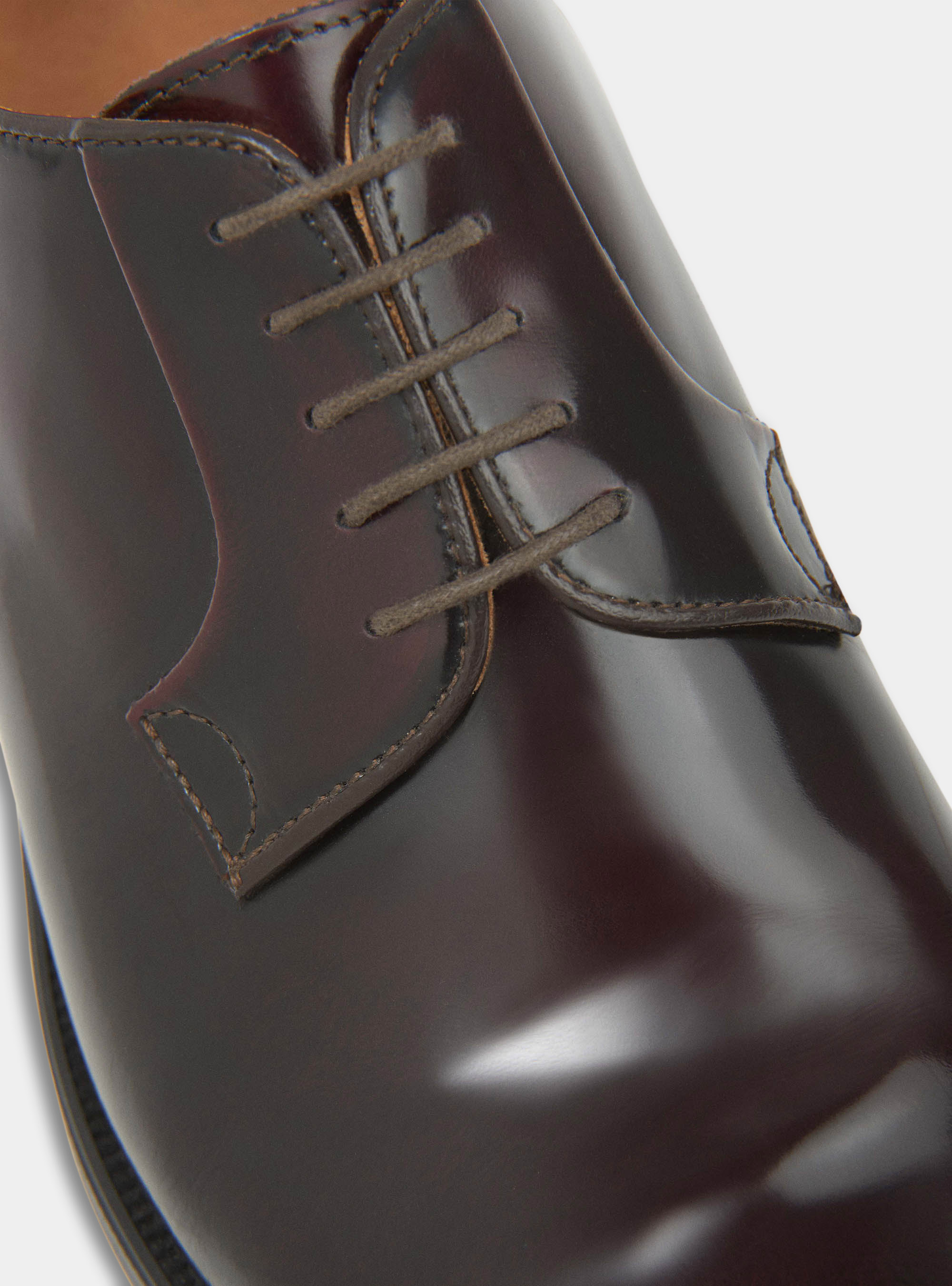 Derby en cuir brillant | GutteridgeEU | Chaussures Classic Uomo