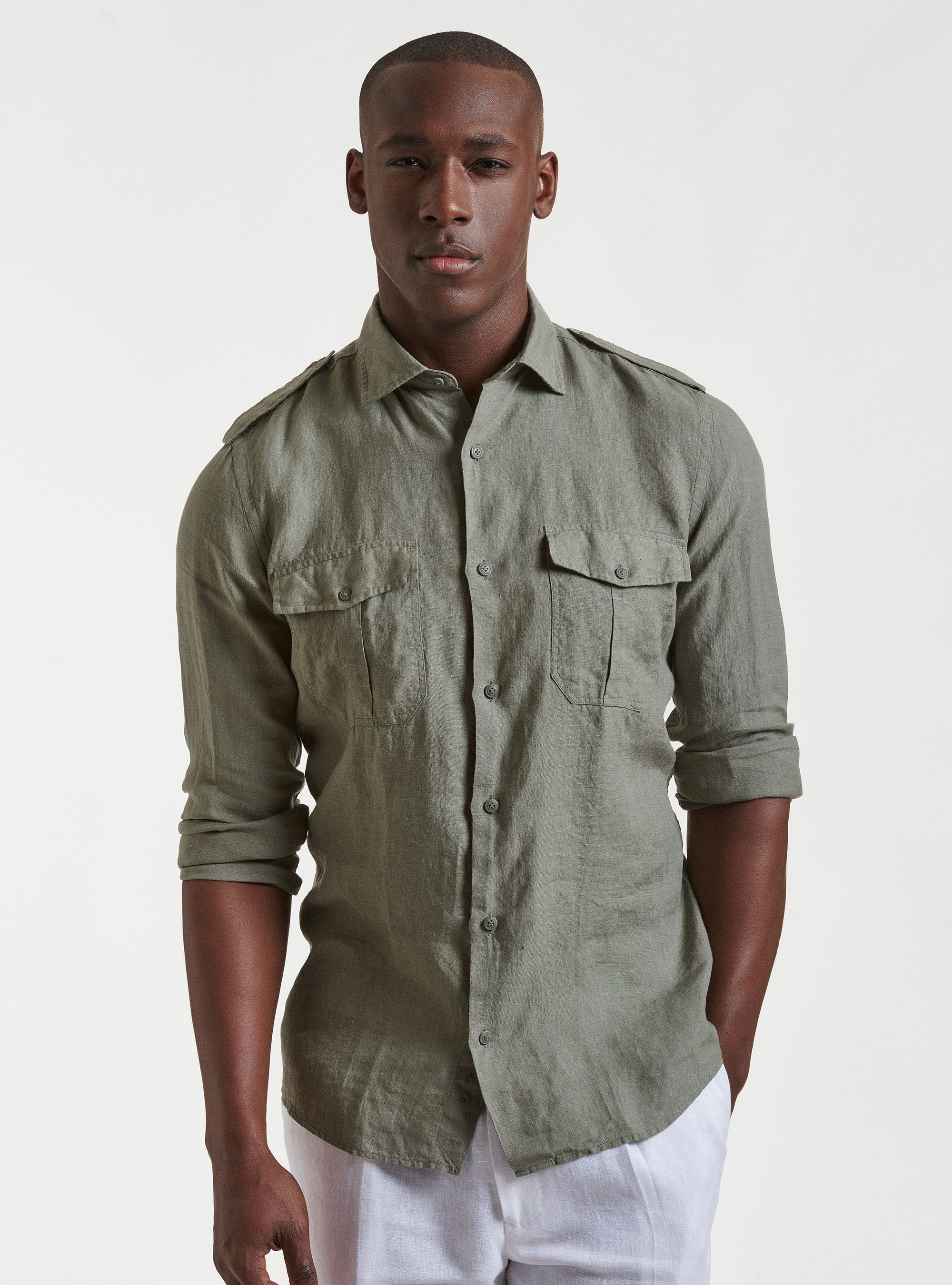 Pure linen shirt with large pockets | GutteridgeUS | Shirts Uomo