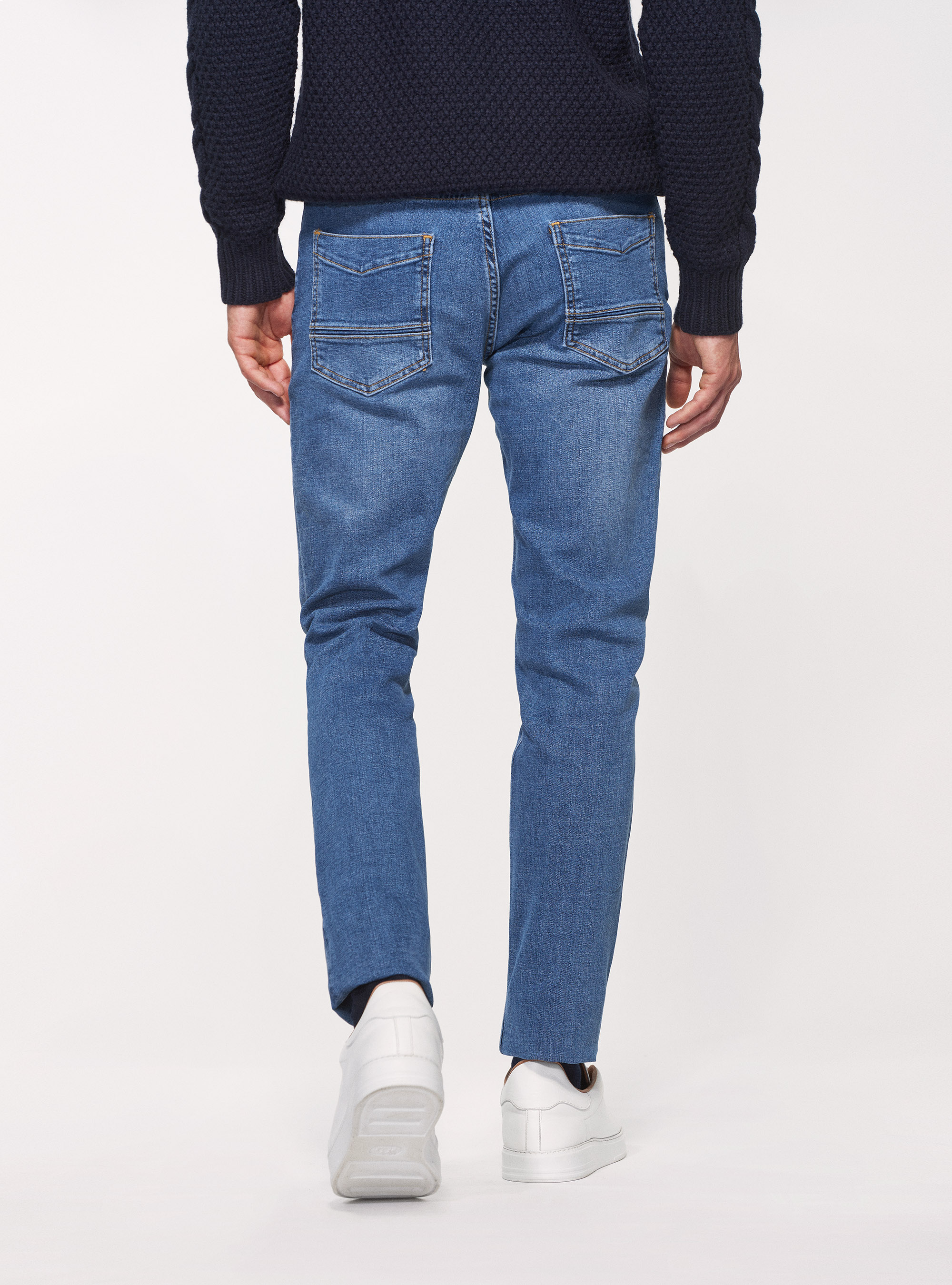 Regular fit washed jeans | GutteridgeUS | Jeans Uomo